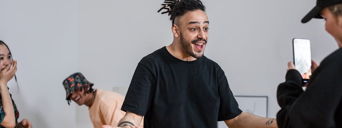 «Всё, сегодня больше не пью» — Видео с «шабашем белок» набрало почти 400 тыс просмотров в TikTok — Видео