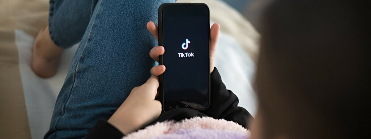 «Вызывает привыкание, как сигареты» — Евросоюз пригрозил ограничить функционал TikTok Lite из-за «влияния на психику детей»