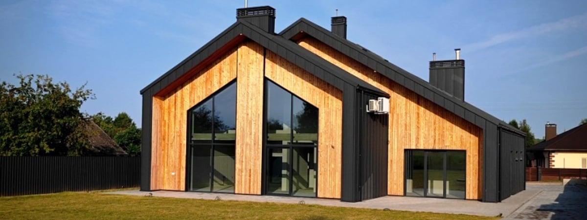 Под Гродно продают дом в стиле барнхаус – сколько стоит этот необычный объект