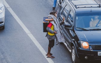 ДТП в Полоцком районе: водитель Renault наехал на пешехода