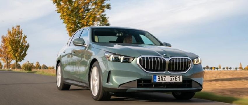Новые автомобили BMW, Mercedes и VW в России: цены и модели