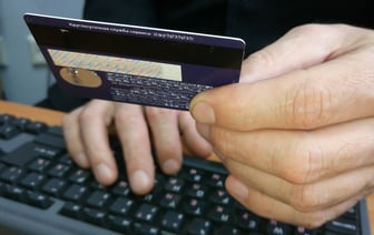Предлагают пройти опрос и обещают заплатить 100 рублей – в Беларуси мошенники действуют якобы от имени банка