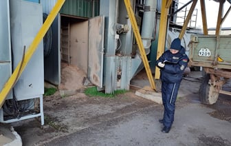 При обслуживании зерносушилки погиб человек. ЧП в Городокском районе