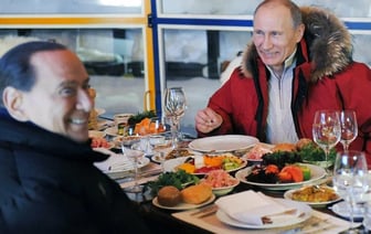 Путин угостил Берлускони косулейным сердцем: история и комментарий