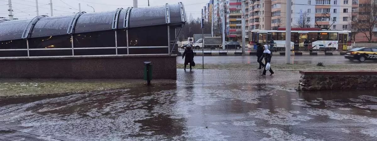 В Витебской области проблемой гололедицы занялась прокуратура. Где выявили «опасные для жизни объекты»?