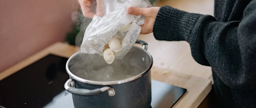 В Беларуси запретили продавать российские пельмени. Что не так?