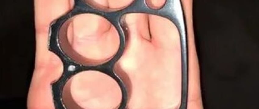 У белоруса нашли самодельный кастет — возбуждено уголовное дело