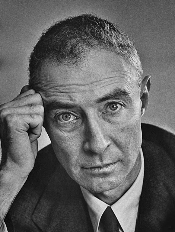 «Оппенгеймер»: переписывание истории по-американски