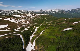 КНДР в 2024 году направила в Россию тысячи рабочих