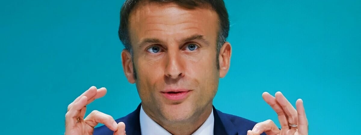 Макрон пообещал Украине дальнобойные ракеты и сотни бомб