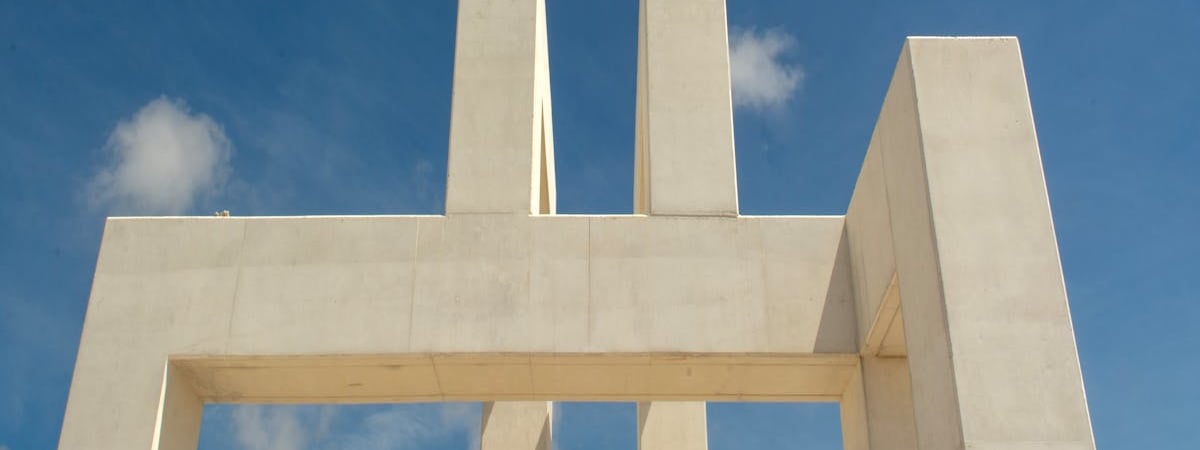 Одна из крупнейших в мире контейнерных компаний возвращается в Украину