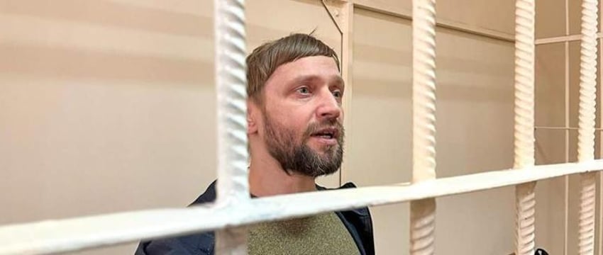 Российского блогера приговорили к 8 годам колонии за смерть сына от истощения