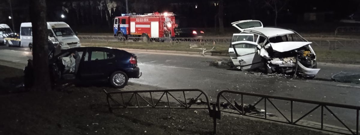 В Гродно водитель выехал на встречную полосу и столкнулся с другим автомобилем