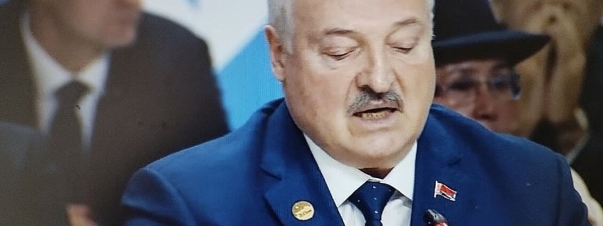 Лукашенко назвал “предбанником” статус Беларуси как партнера БРИКС