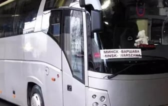 Автобусы из Варшавы в Беларусь едут с большим опозданием