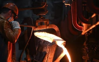 Лукашенко поздравил металлургов с профессиональным праздником