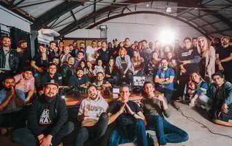 Необычная история в Быховском районе: жена обиделась на мужа и выгнала его из дома — мужчина пошел к приятелю и неожиданно спас его на пожаре