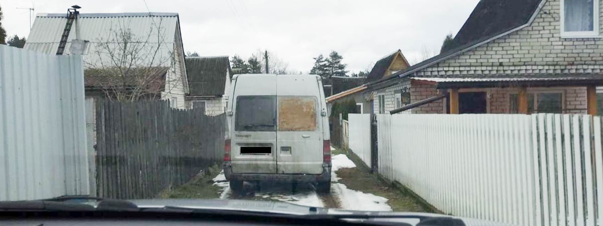 Под Гродно на дачах двое парней воровали… ванны
