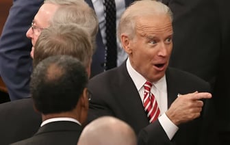 На ТНТ решили снять сериал о Байдене, потерявшемся в России. Кто сыграет президента США? — Фото