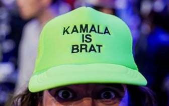 Словарь английского языка Collins назвал слово 2024 года. Что означает и при чём тут Камала Харрис?