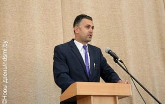 «Вот дрогнул у человека палец не туда, и все. Он уже больше не свидетель стабильности, а гражданин сомнительной политической ориентации»
