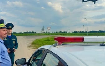 Сотрудники ГАИ и МЧС выявляют нарушителей с помощью дрона