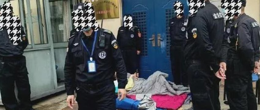 Ученый, открывший геном коронавируса, выгнан из лаборатории