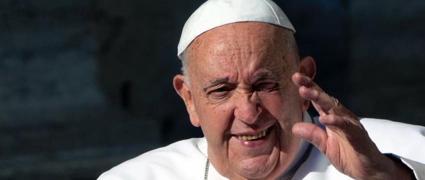 Папа римский попросил священников говорить короче, чтобы верующие не засыпали