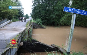 Повреждение моста, дороги и подтопление дворов — ливень натворил беды в деревнях под Гродно UPD