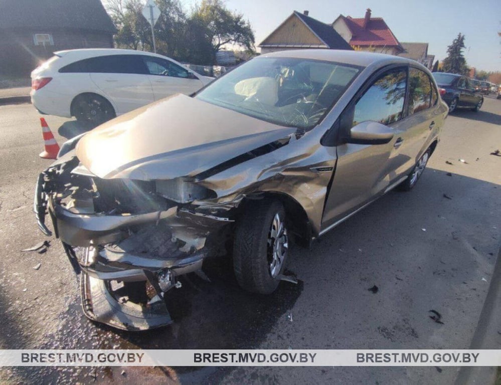 ДТП в Пинске с участием Volkswagen и BMW. Кто виноват?