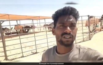 Посольство Саудовской Аравии заявило, что индийца обманули, пообещав вернуть работу.