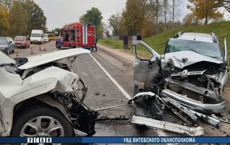 Три авто столкнулись под Витебском, два человека в больнице