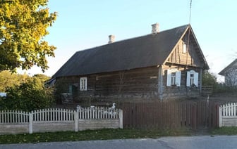 Под Гродно власти признали деревенскую хату пустующей и внесли ее в реестр, но родственница обратилась в Госконтроль — что было дальше