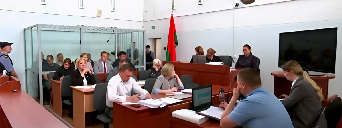 Суд приговорил двух замдиректоров БелАЗа и МТЗ к 11 годам. За что?