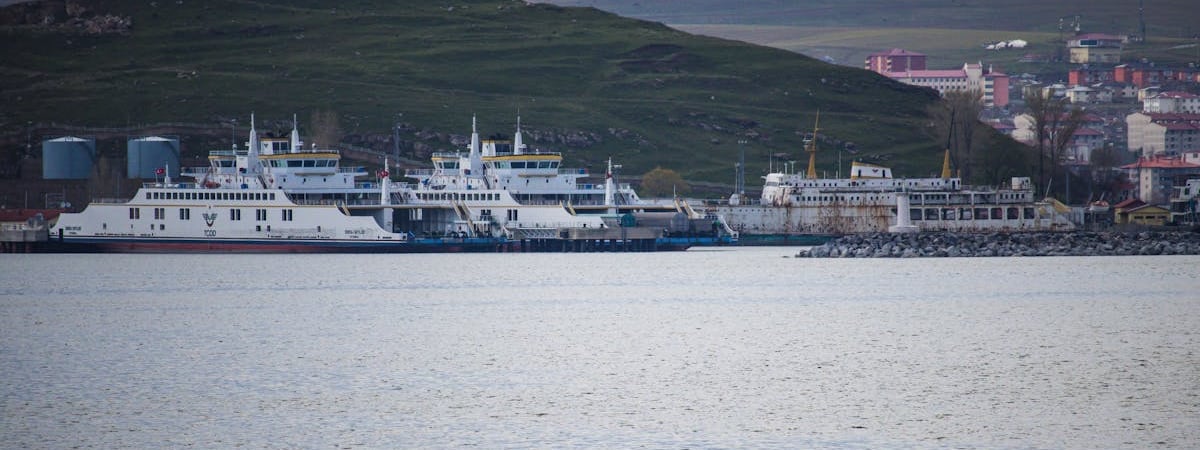 Более 1,9 тыс. единиц транспорта находятся в очереди на въезд в ЕС из Беларуси