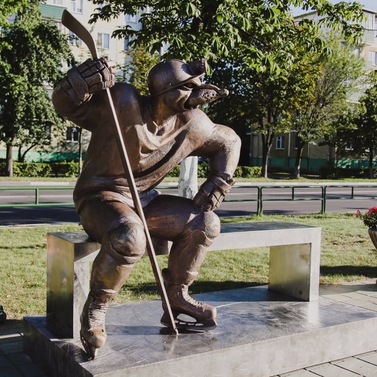 Посмотрите на необычные памятники и скульптуры Беларуси