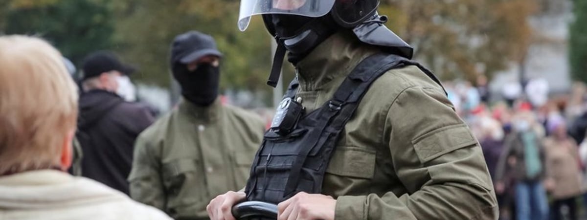 Белорусов заставляют снова заплатить за донаты