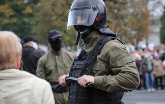 Белорусов заставляют снова заплатить за донаты