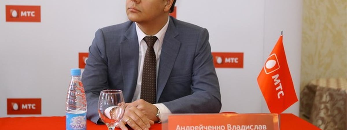 Спикер Андрейченко прощается с Палатой, а в МТС ищут нового директора вместо его сына. Совпадение?