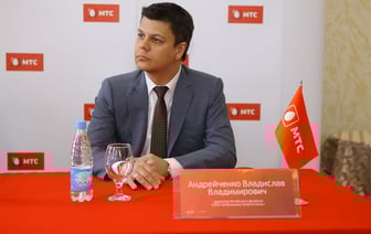 Спикер Андрейченко прощается с Палатой, а в МТС ищут нового директора вместо его сына. Совпадение?