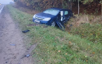 В Лидском районе идущую по обочине женщину ударило колесо