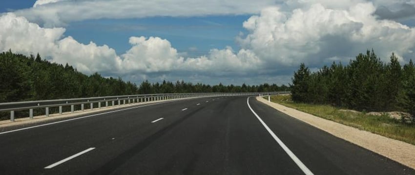 В Комитете госконтроля принимают жалобы на состояние автотрасс