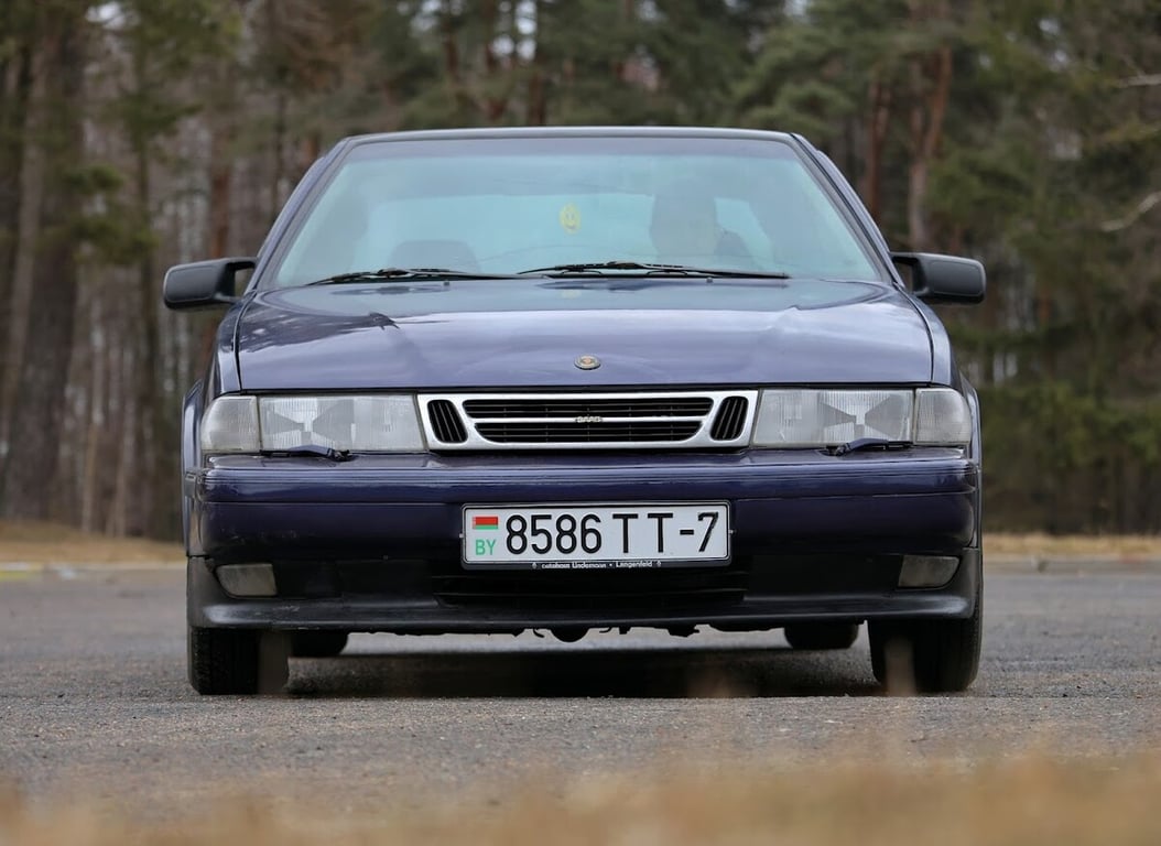 Белорус показал очень редкий Saab 9000