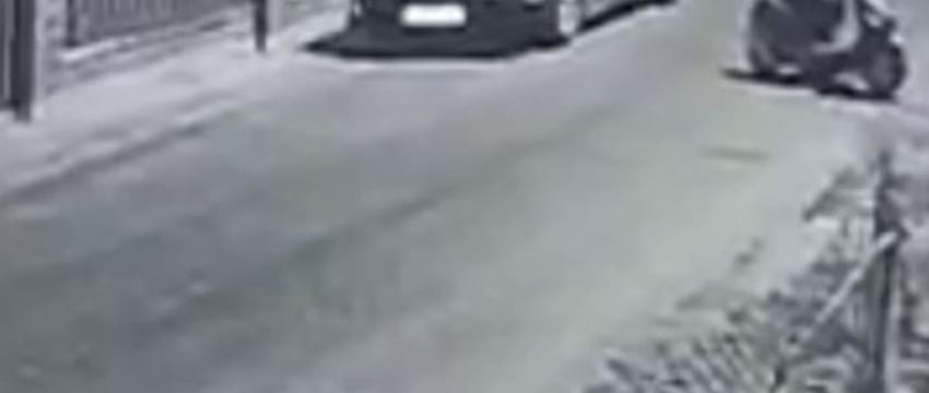 Житель Кобринского района похитил скутер и стал на нем катать девушку. Что было дальше