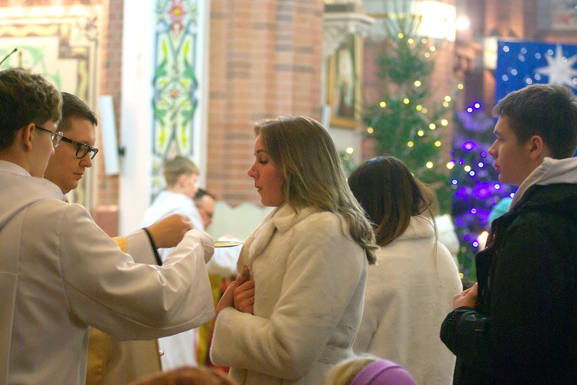 Фотарэпартаж з пастаўскага касцёла Антонія Падуанскага. Фота Сержука Серабро