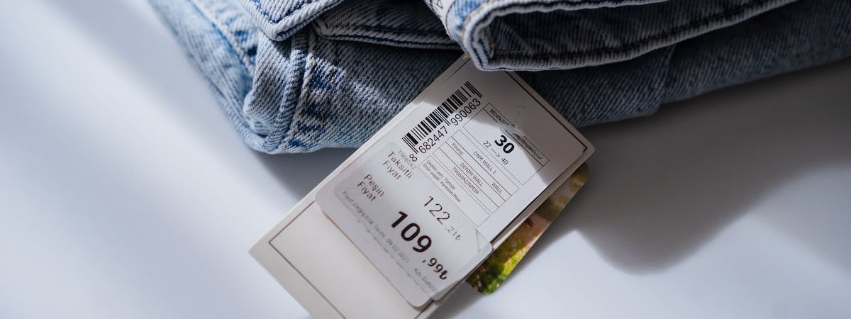 Продажи легковых автомобилей в декабре 2023 года выросли на 13,84%