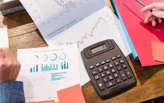 Мировые акции производителей микрочипов потеряли $420 млрд