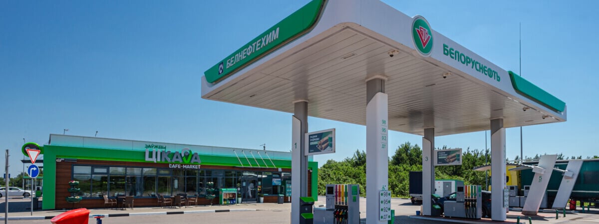 АИ-95 и дизель подорожали до 2,5 рубля за литр. Сколько стоят другие виды топлива в Беларуси с 29 марта?