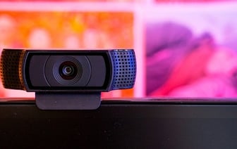 Белоруска открыла дома порностудию – ее продюсировал возлюбленный