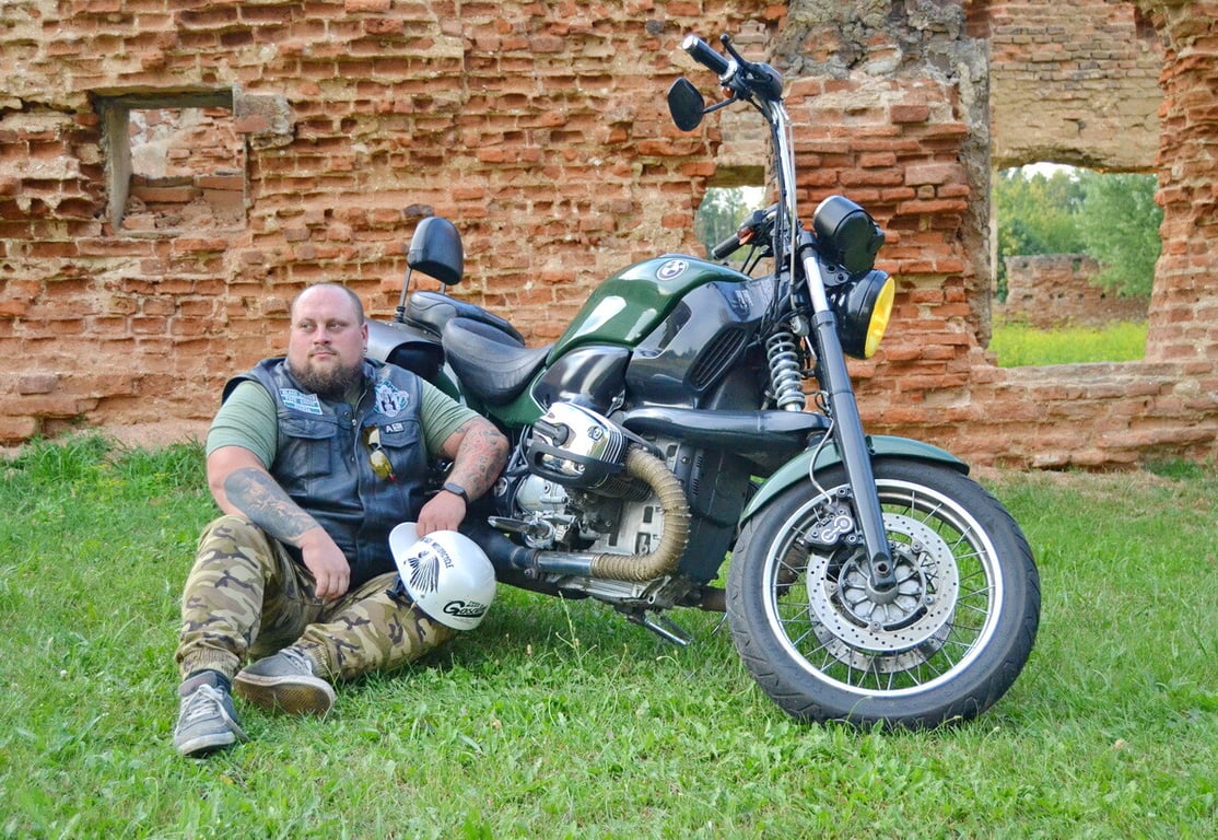 Житель Брестской области три года колесит на легендарном BMW R 1200C